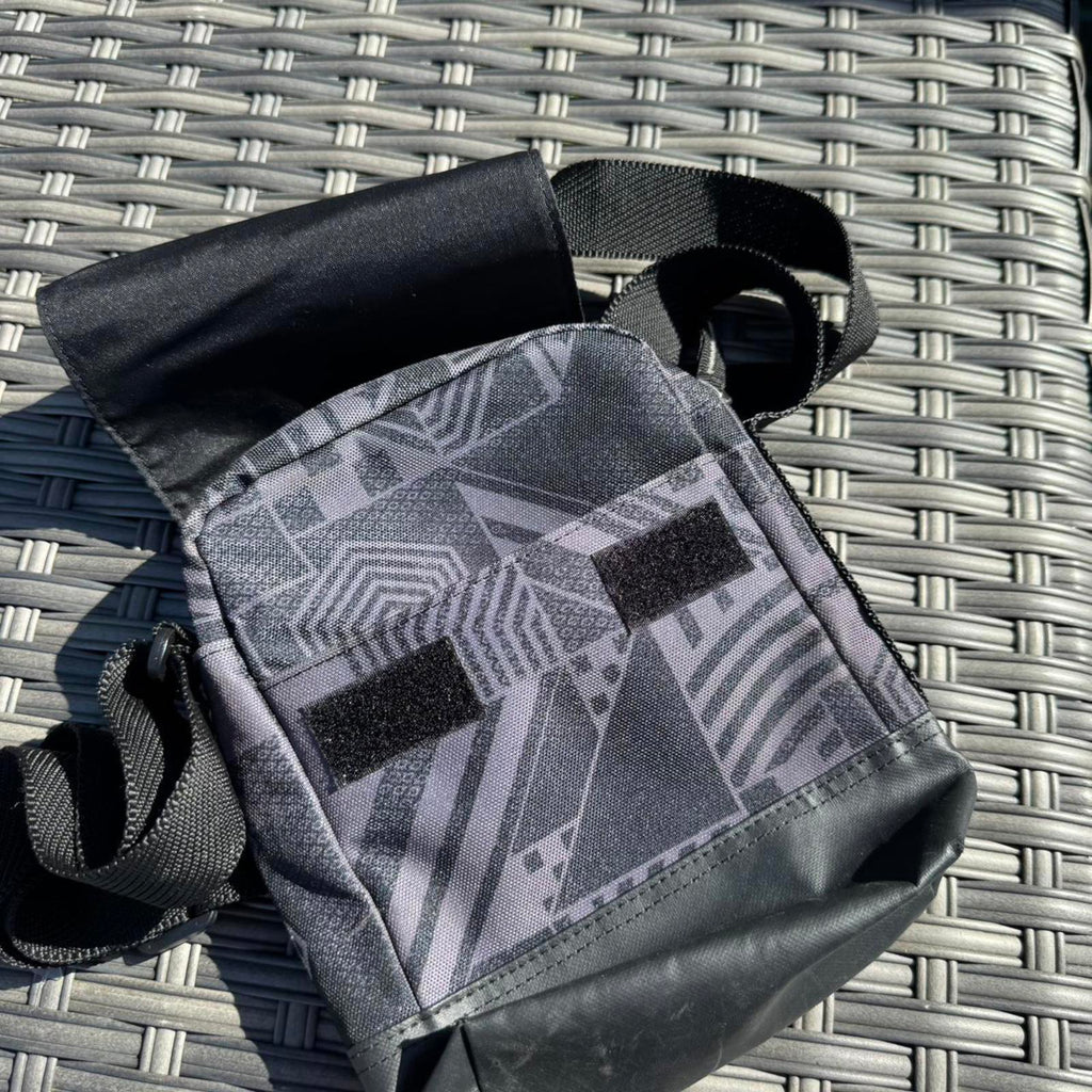 Quiksilver Patterned Crossbody Bag