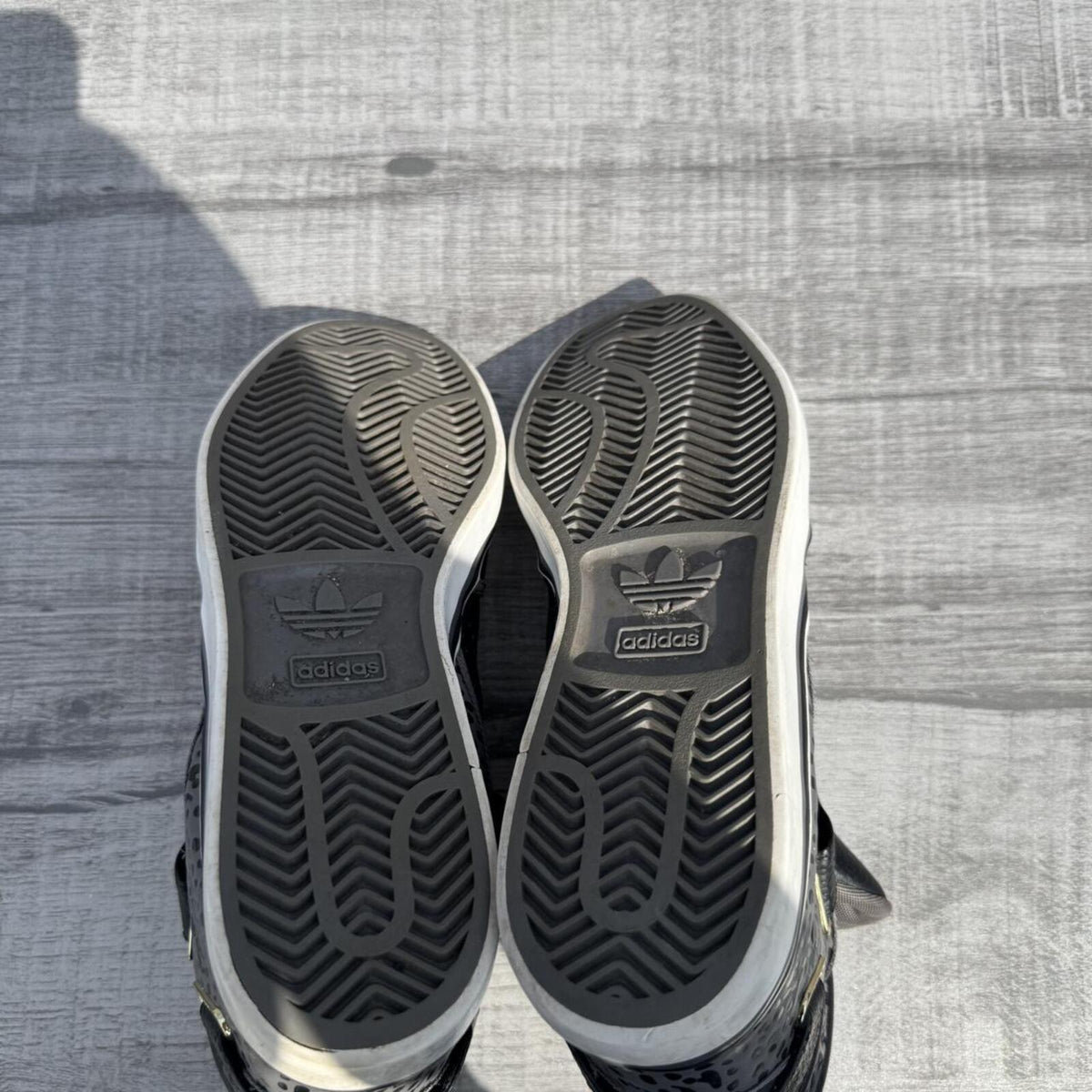 Adidas Originals High-Top Strap Trainers – Black & Grey – Size UK 9 – Image 4 – George's Vintage