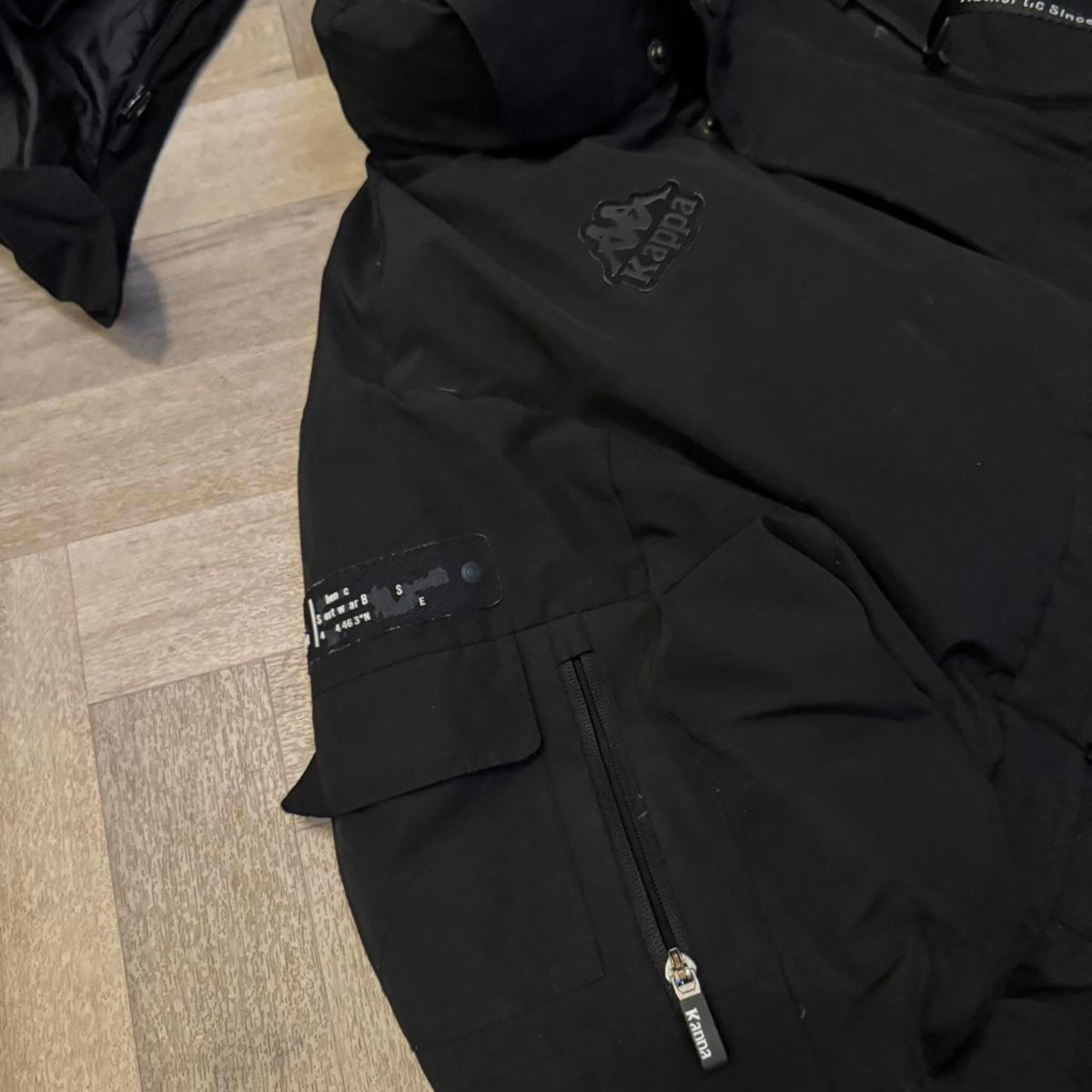 Vintage Y2K Kappa Banda Insulated Puffer Jacket – Black – Size L – Image 3 – George's Vintage