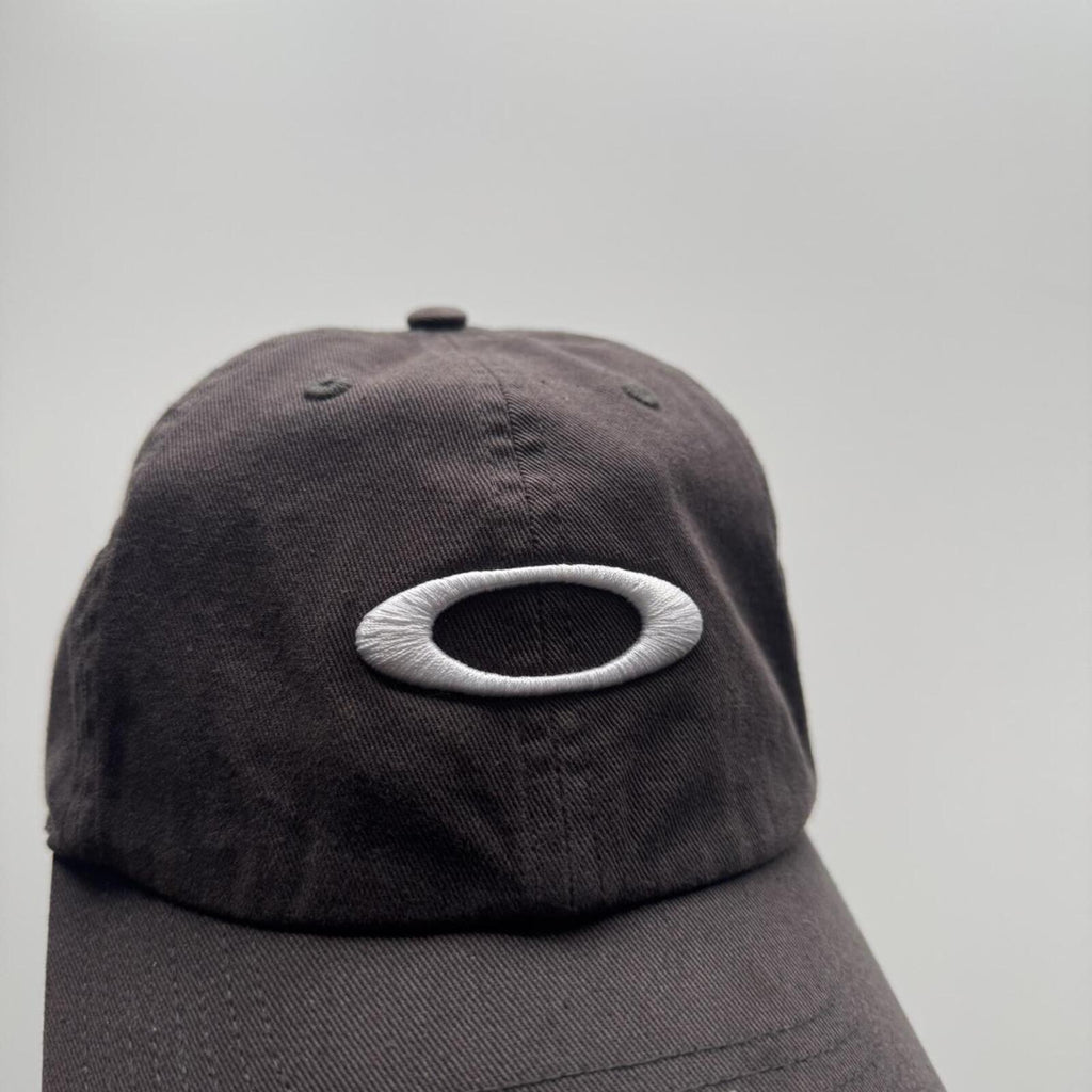 Vintage Oakley Ellipse Logo Cap