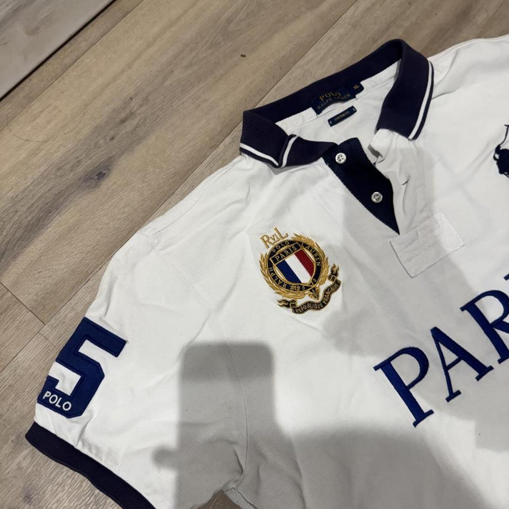 Polo Ralph Lauren Custom Fit 'Paris #5' Crest Polo Shirt – White & Navy – Size XL – Image 3 – George's Vintage
