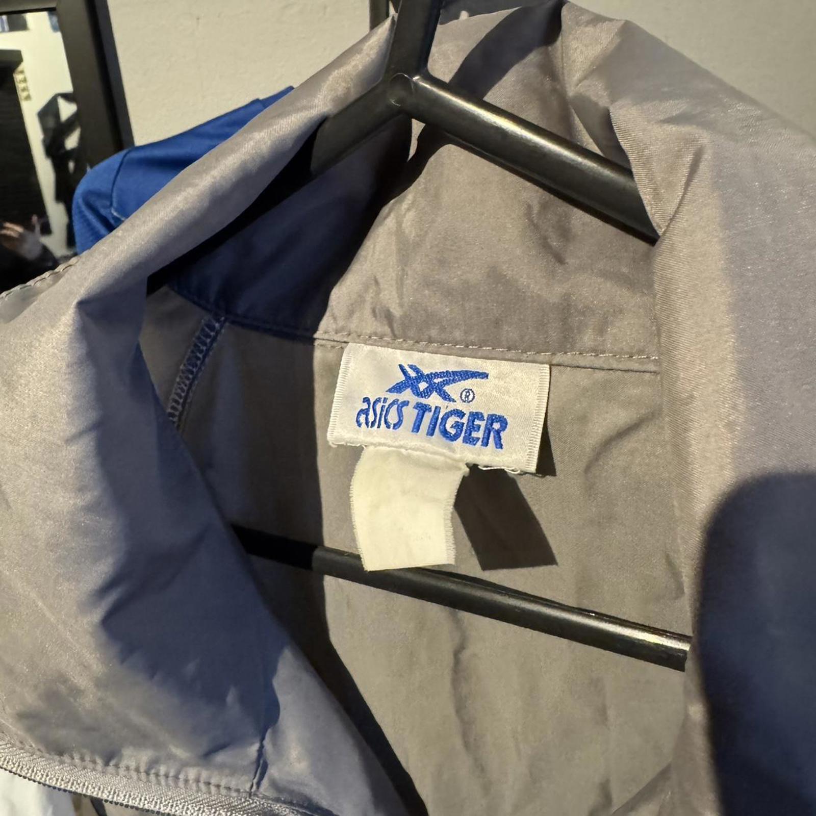 ASICS Tiger Windbreaker Jacket – Grey/Cream – XL