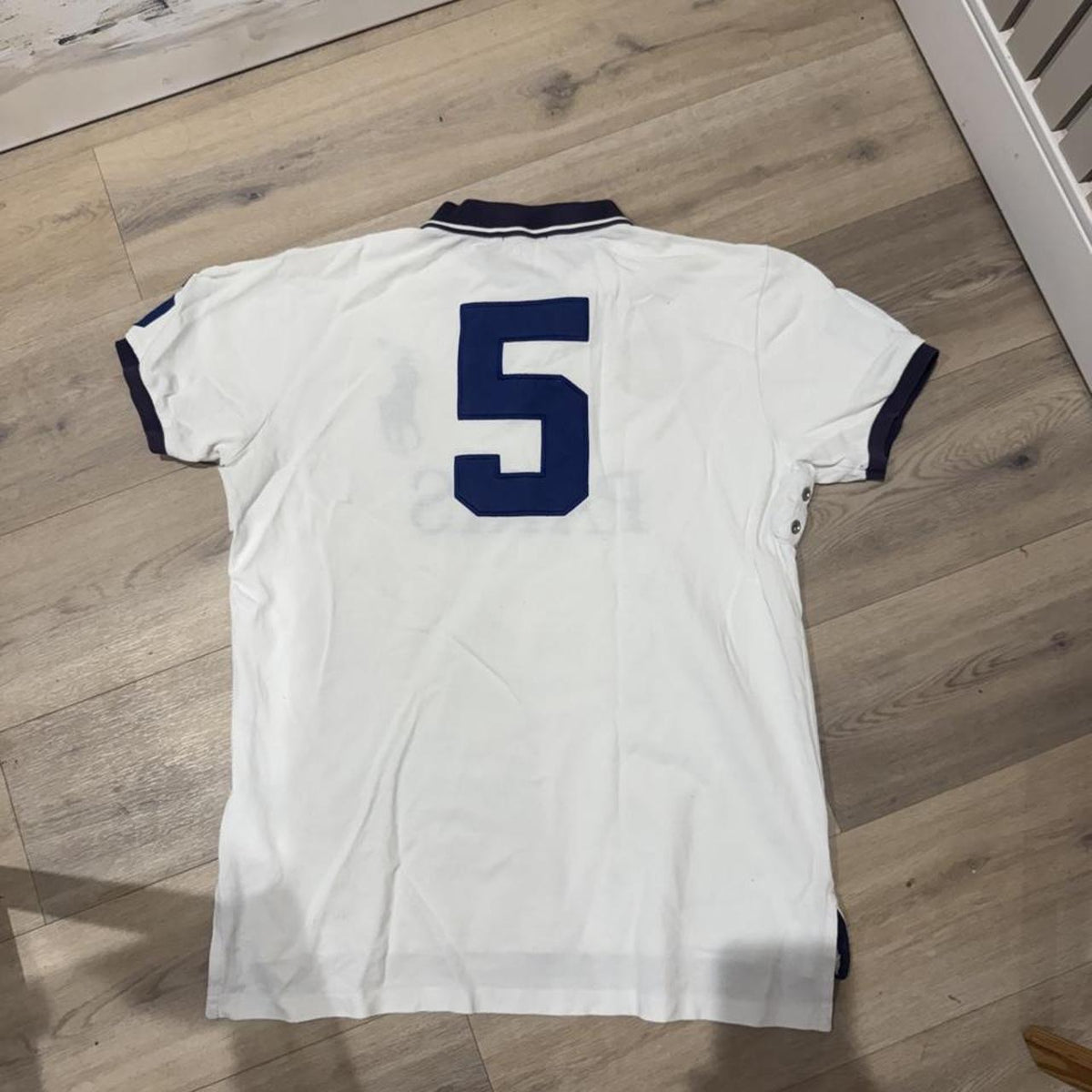 Polo Ralph Lauren Custom Fit 'Paris #5' Crest Polo Shirt – White & Navy – Size XL – Image 6 – George's Vintage