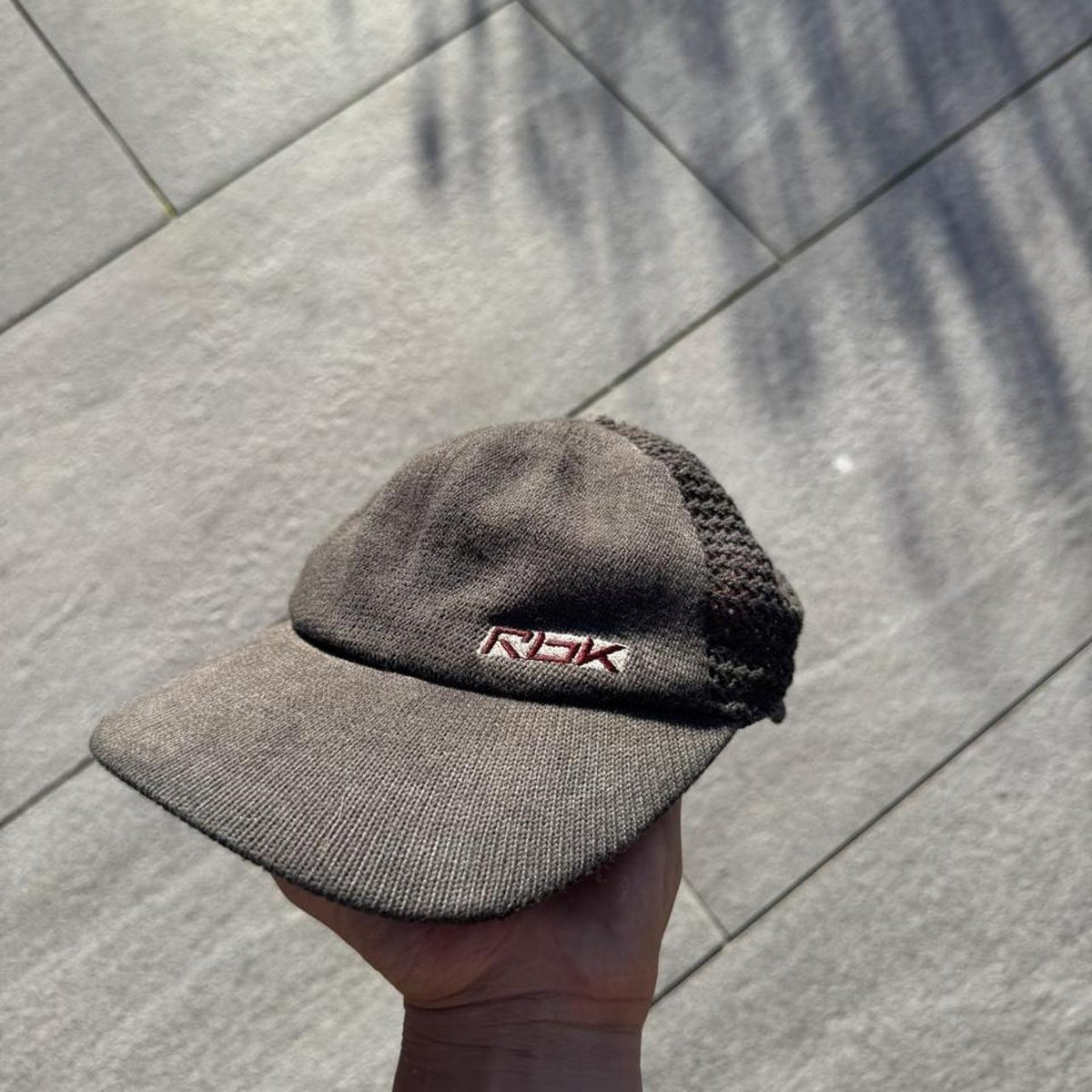 Vintage Y2K Reebok RBK Knitted Peak Beanie Cap – Black – One Size – George's Vintage