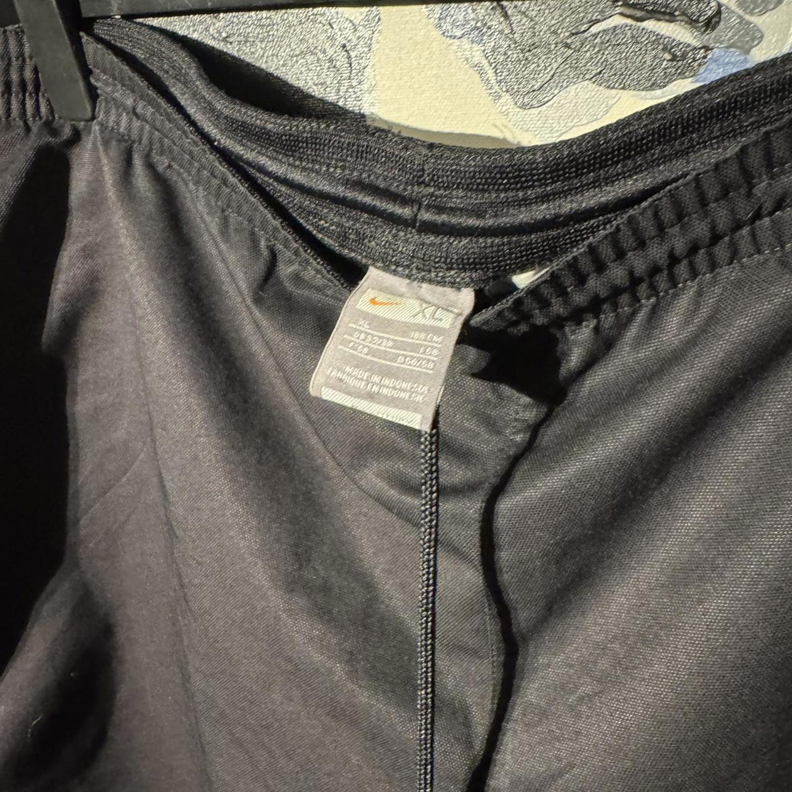 NIKE Total 90 Black Training Shorts (XL)