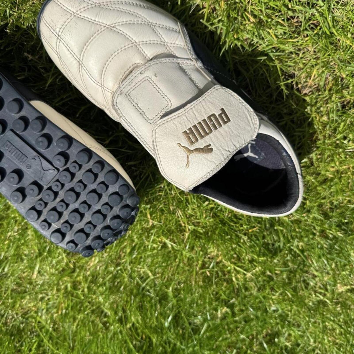 Vintage 2008 Puma v1.08 Astro Turf Football Trainers – Black & White – Size UK 7 – Image 7 – George's Vintage