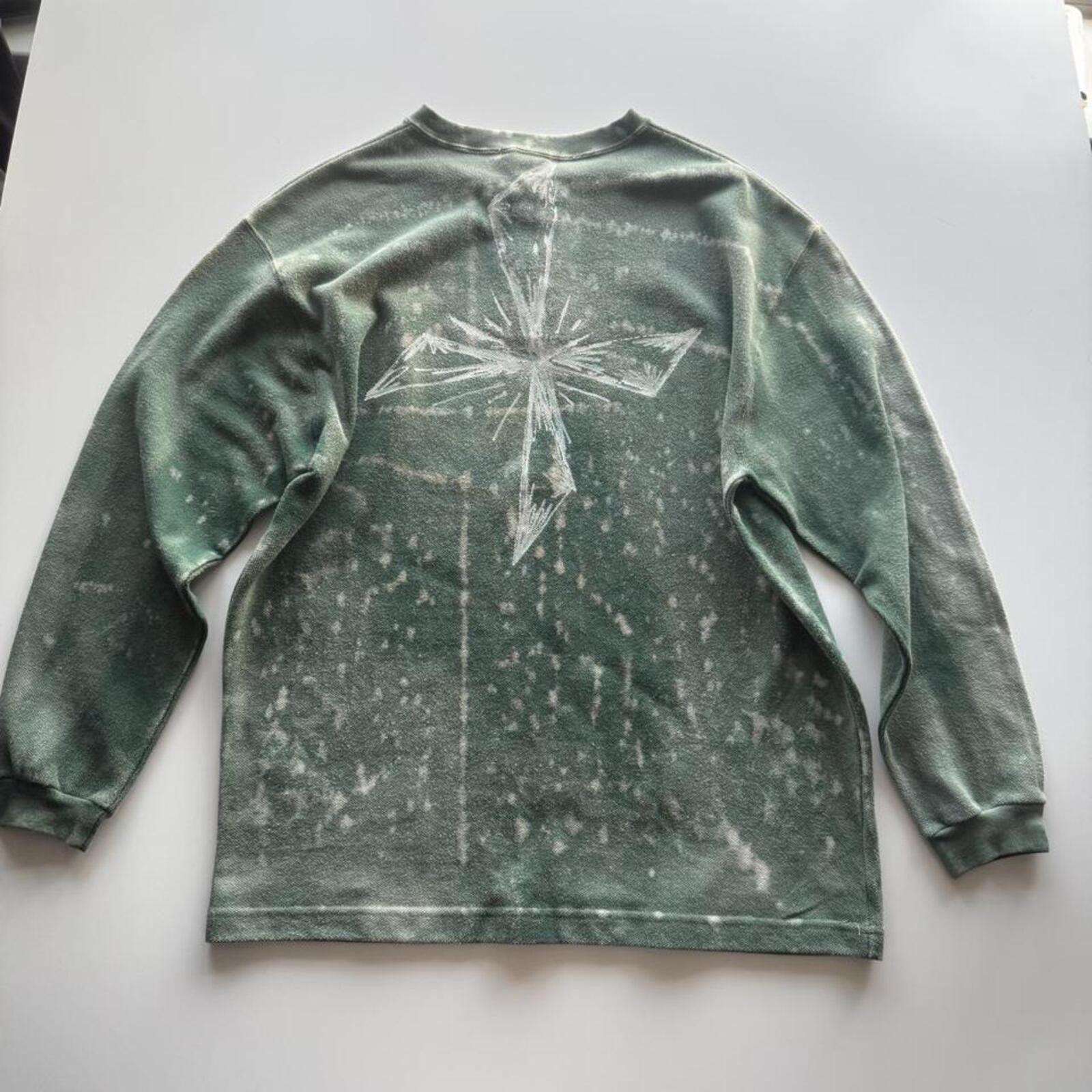 Revivvd custom reworked long sleeve Size XL