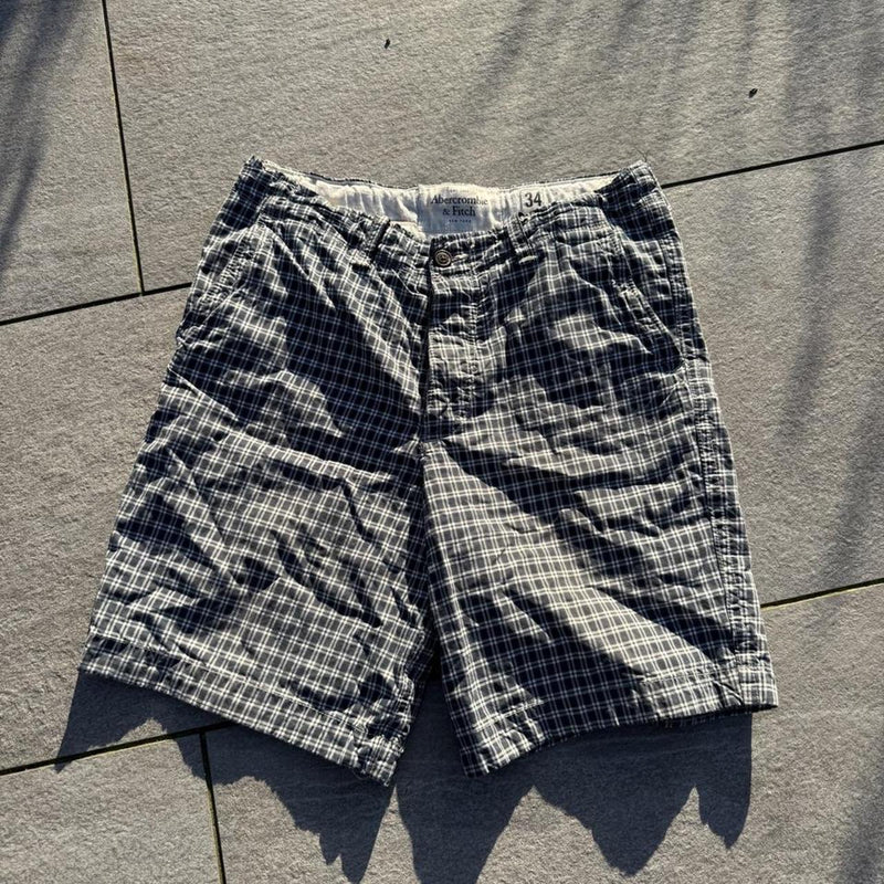 Vintage Y2K Abercrombie & Fitch Heavyweight Plaid Cargo Shorts – Size W32