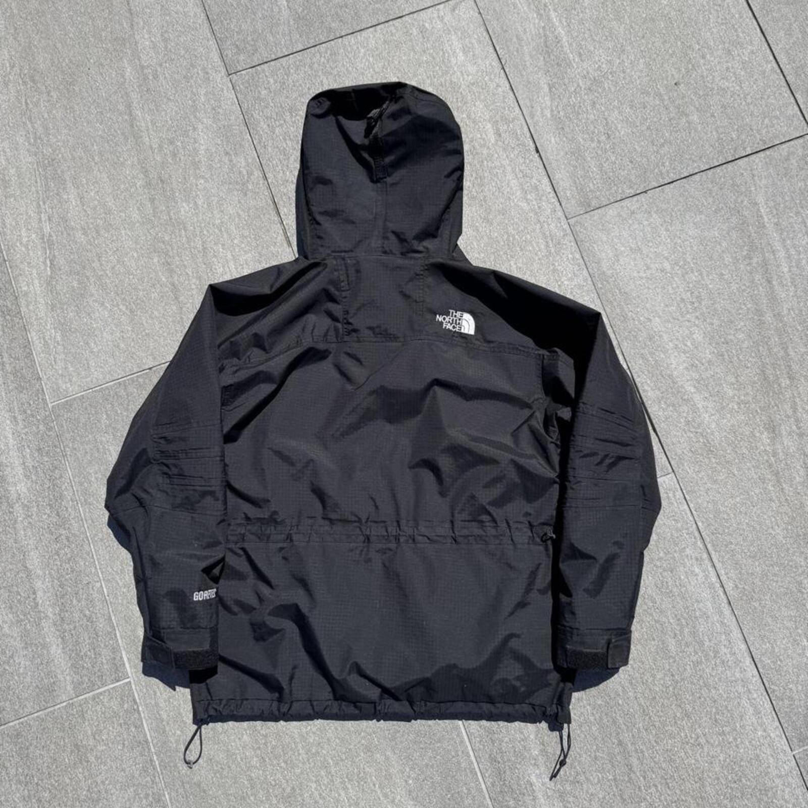 THE NORTH FACE GORE-TEX SHELL JACKET