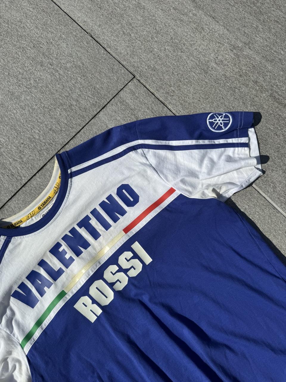 Vintage Y2K Yamaha Valentino Rossi VR46 MotoGP Racing T-Shirt – Blue & White – Size M – Image 2 – George's Vintage