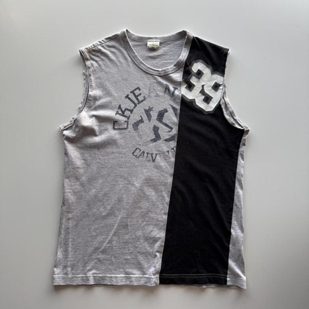 Early 2000s Calvin Klein Jeans cut-off vest Size M