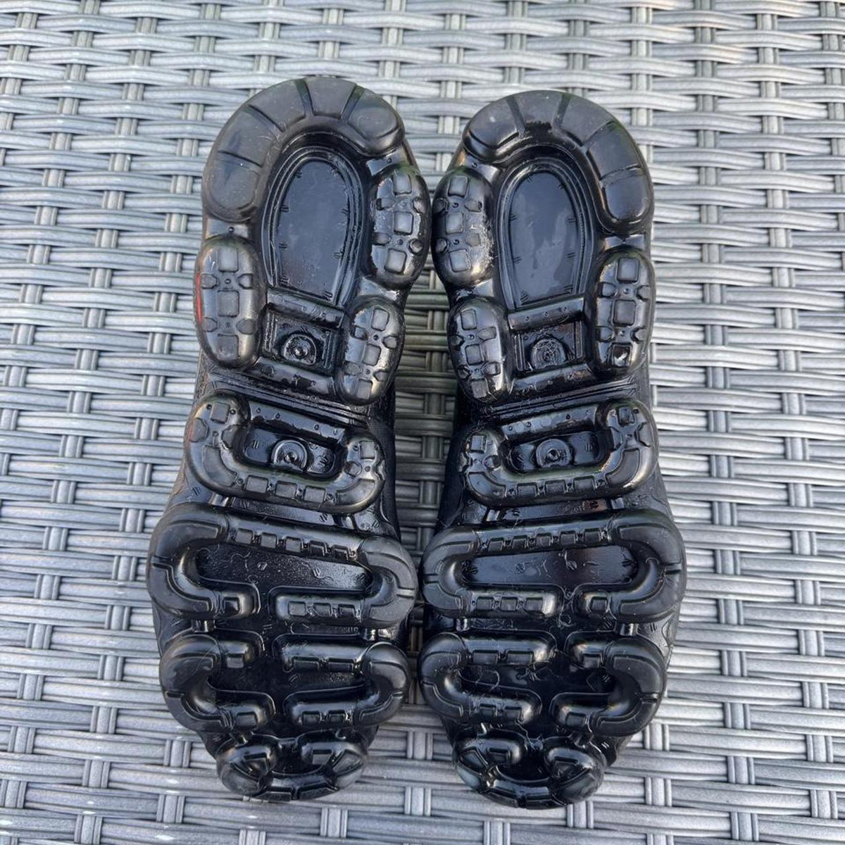 Nike Air VaporMax CS 'Triple Black' Running Trainers – Size UK 10 – Image 4 – George's Vintage
