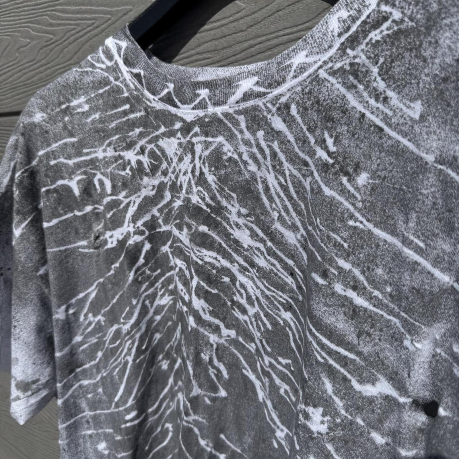 Revivvd Custom Painted Graphic T-Shirt (One-Off Piece)