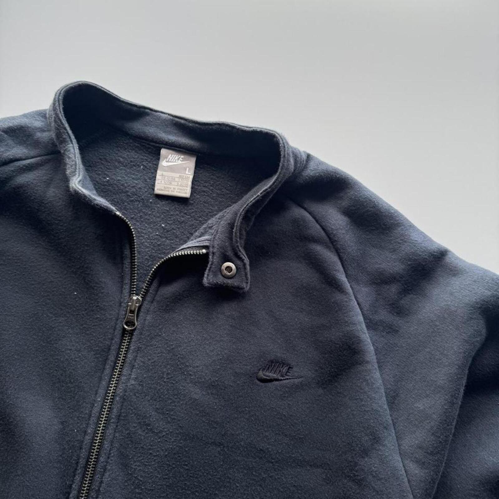 NIKE BACK GRAPHIC FULL ZIP SWEAT JACKET