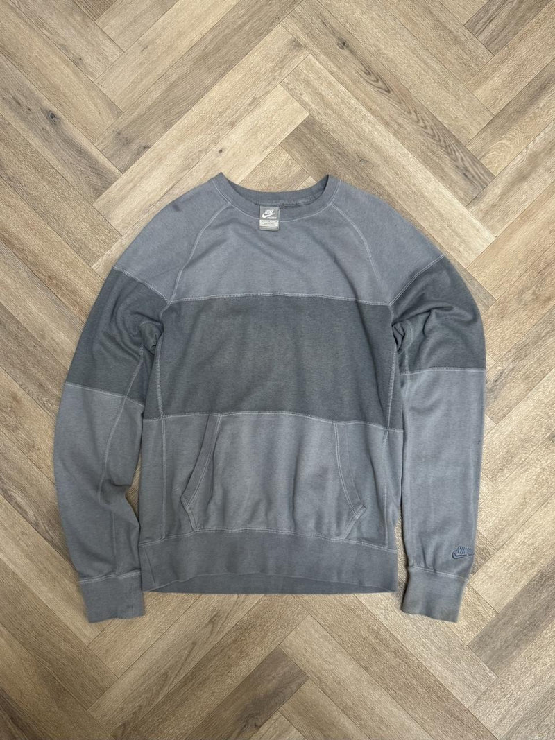 Archive 2012 Nike Sportswear Reverse-Seam Panelled Crewneck Sweatshirt – Grey – Size M