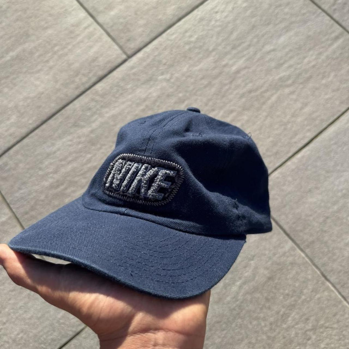 Vintage Y2K Nike Woven Logo Patch 6-Panel Strapback Cap – Navy – One Size – Image 2 – George's Vintage