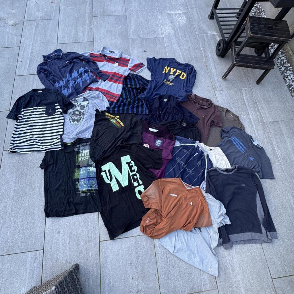 19-Piece Men's Branded Vintage & Streetwear Clothing Bundle – Mixed Sizes (M–XL) – George's Vintage