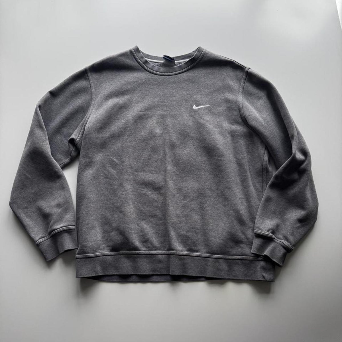Vintage Nike Mini Swoosh Heavyweight Crewneck Sweatshirt – Grey – Size XL – George's Vintage