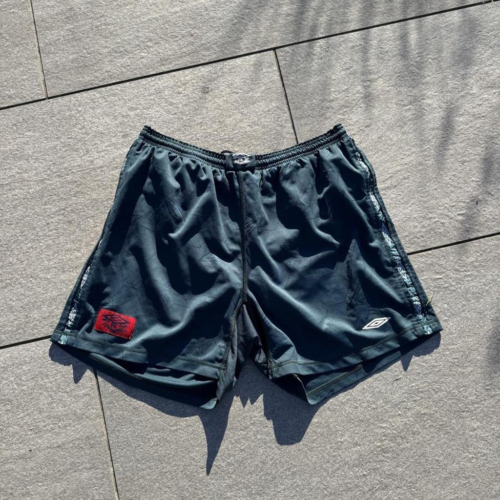 Vintage 90s Umbro Pro Training Teal Camo Football Shorts – Size L – George's Vintage