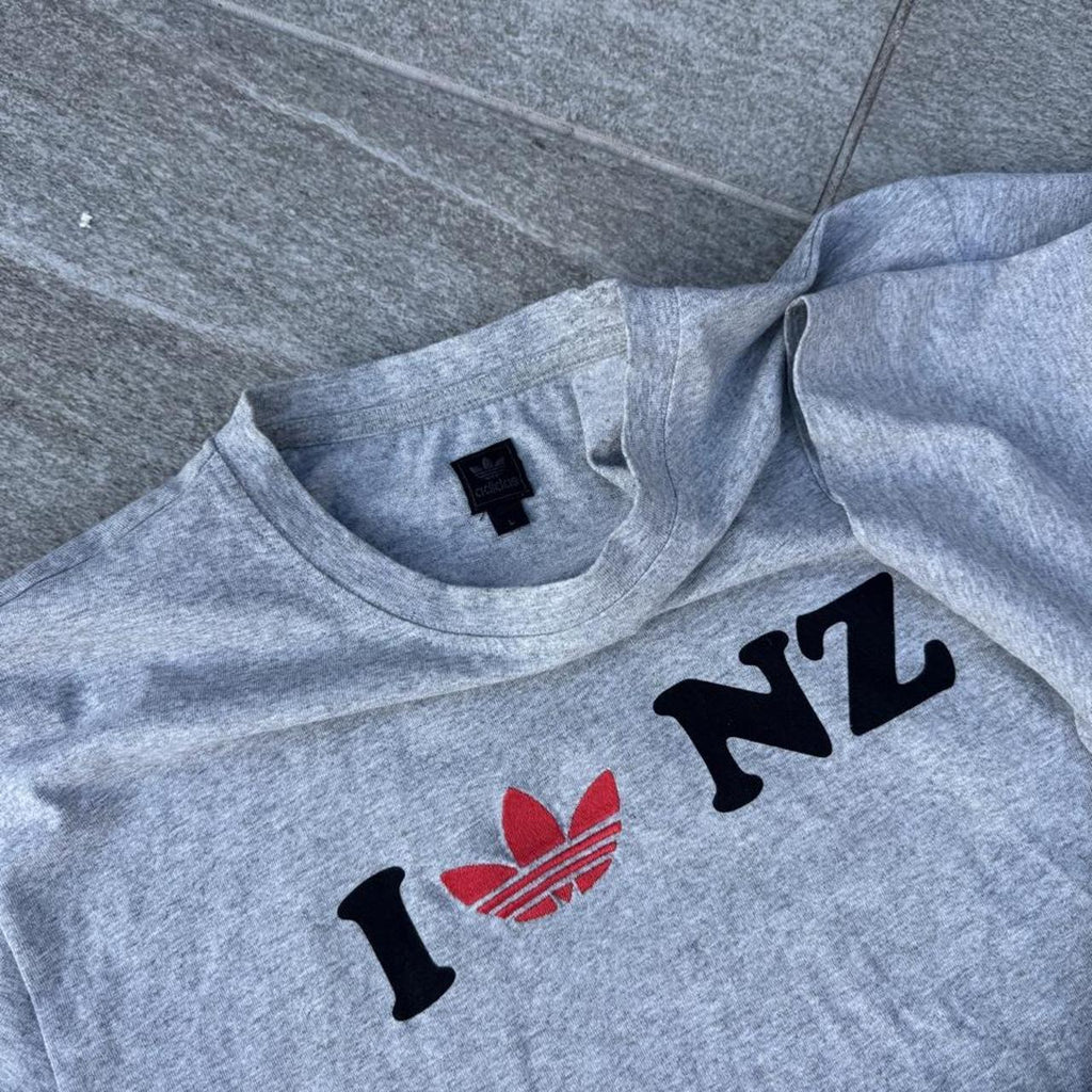 Archive 2007 Adidas Originals 'I Love' City Series 3-T-Shirt Collector Bundle – Grey – Size L – Image 3 – George's Vintage