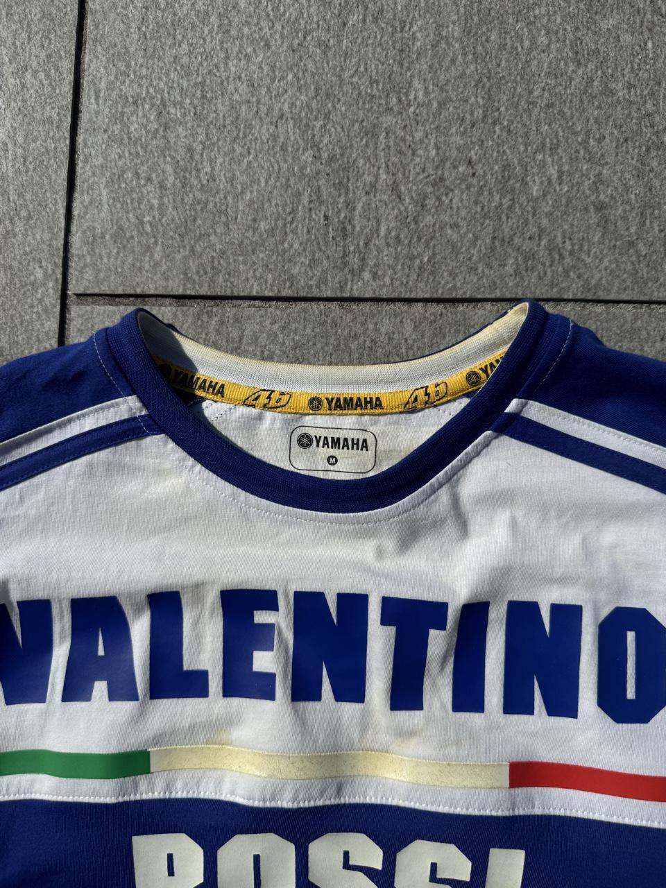 Vintage Y2K Yamaha Valentino Rossi VR46 MotoGP Racing T-Shirt – Blue & White – Size M – Image 3 – George's Vintage