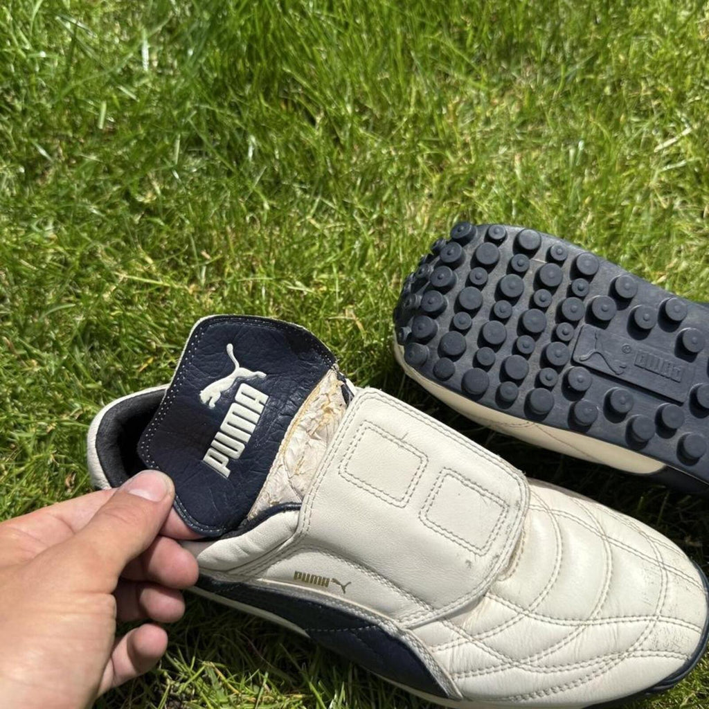 Vintage 2008 Puma v1.08 Astro Turf Football Trainers – Black & White – Size UK 7 – Image 3 – George's Vintage