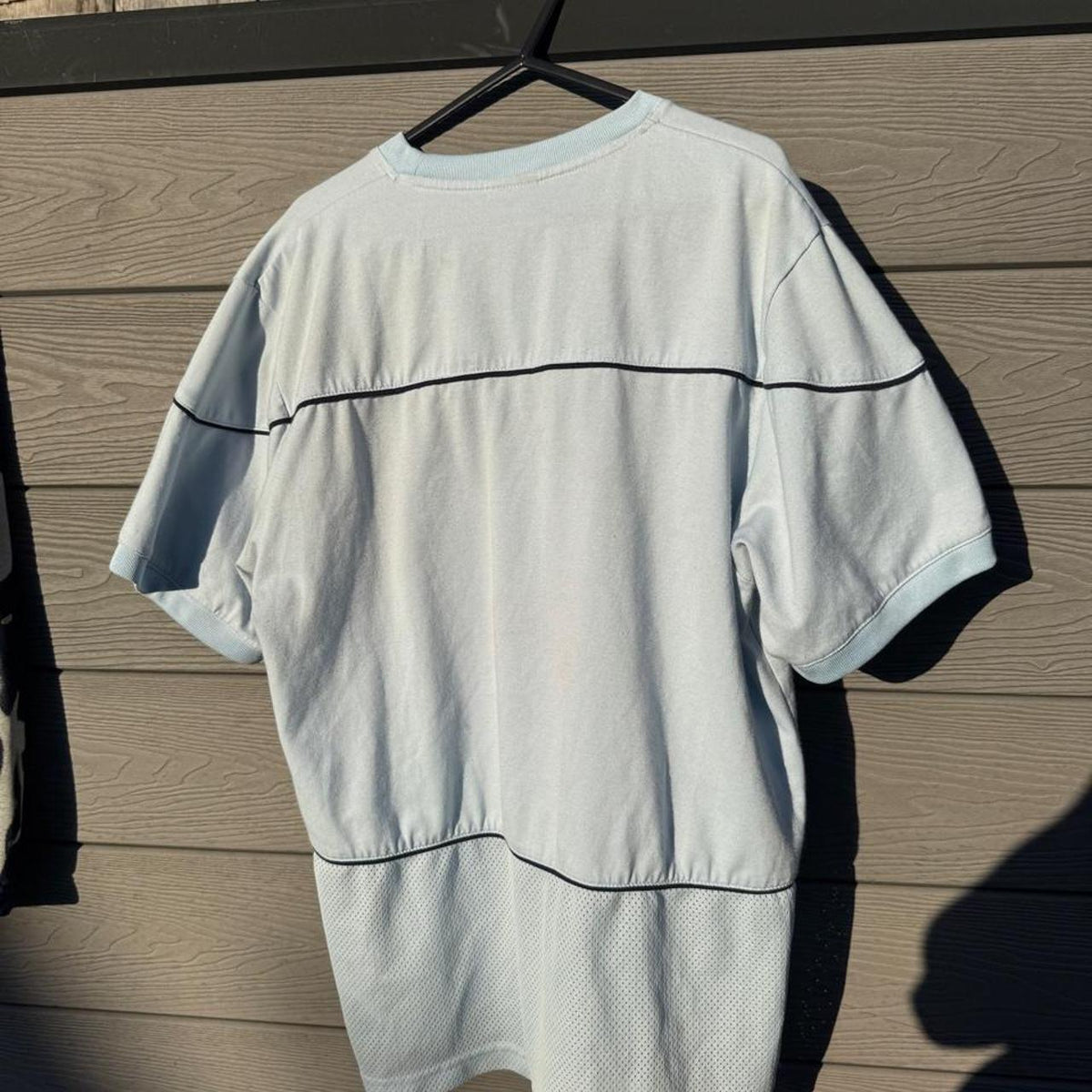 Vintage Y2K Nike Sport Performance Contrast-Panel T-Shirt – Ice Blue & Navy – Size M – Image 6 – George's Vintage
