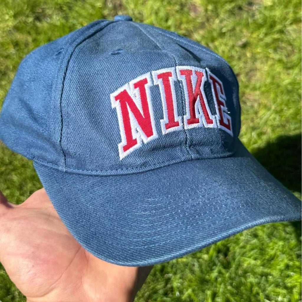 1990s Vintage Nike Spellout Snapback Cap